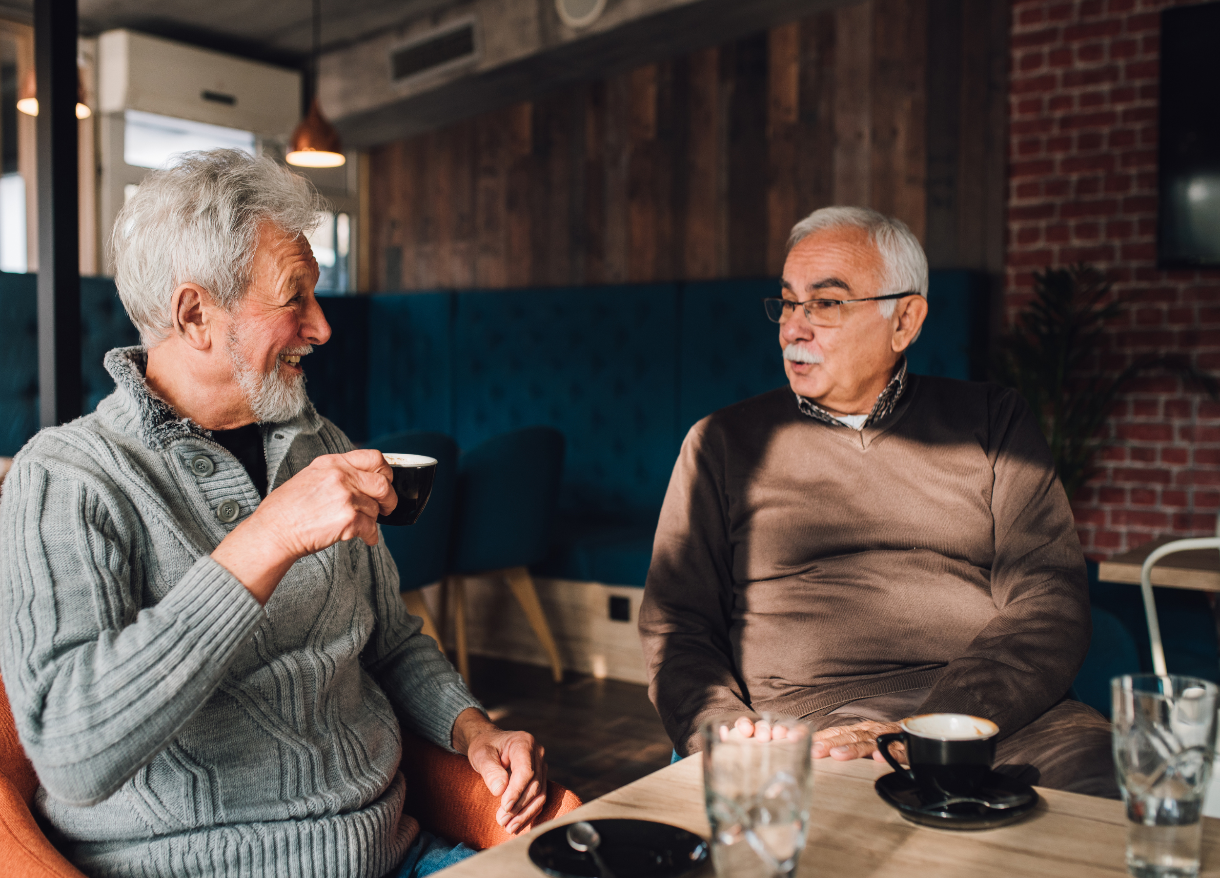 Social gatherings for older adults: A world of connections and shared experiences